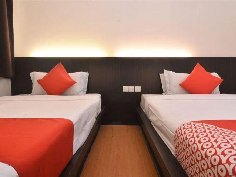Oyo 43960 Laksamana Executive & Boutique Hotel Tawau Exterior photo