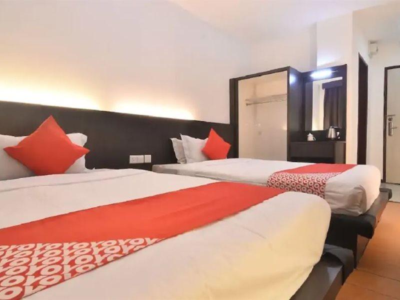 Oyo 43960 Laksamana Executive & Boutique Hotel Tawau Exterior photo