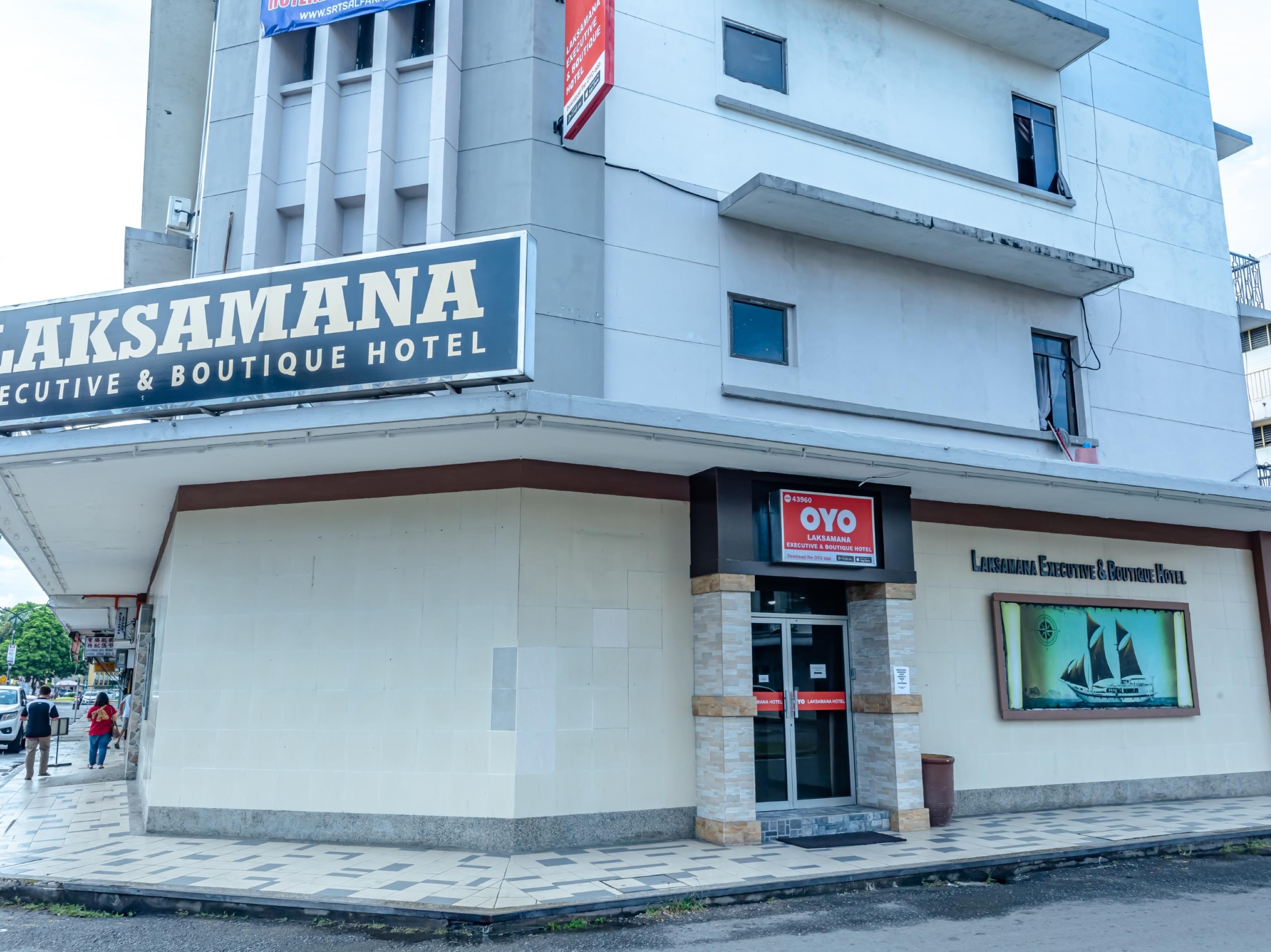Oyo 43960 Laksamana Executive & Boutique Hotel Tawau Exterior photo
