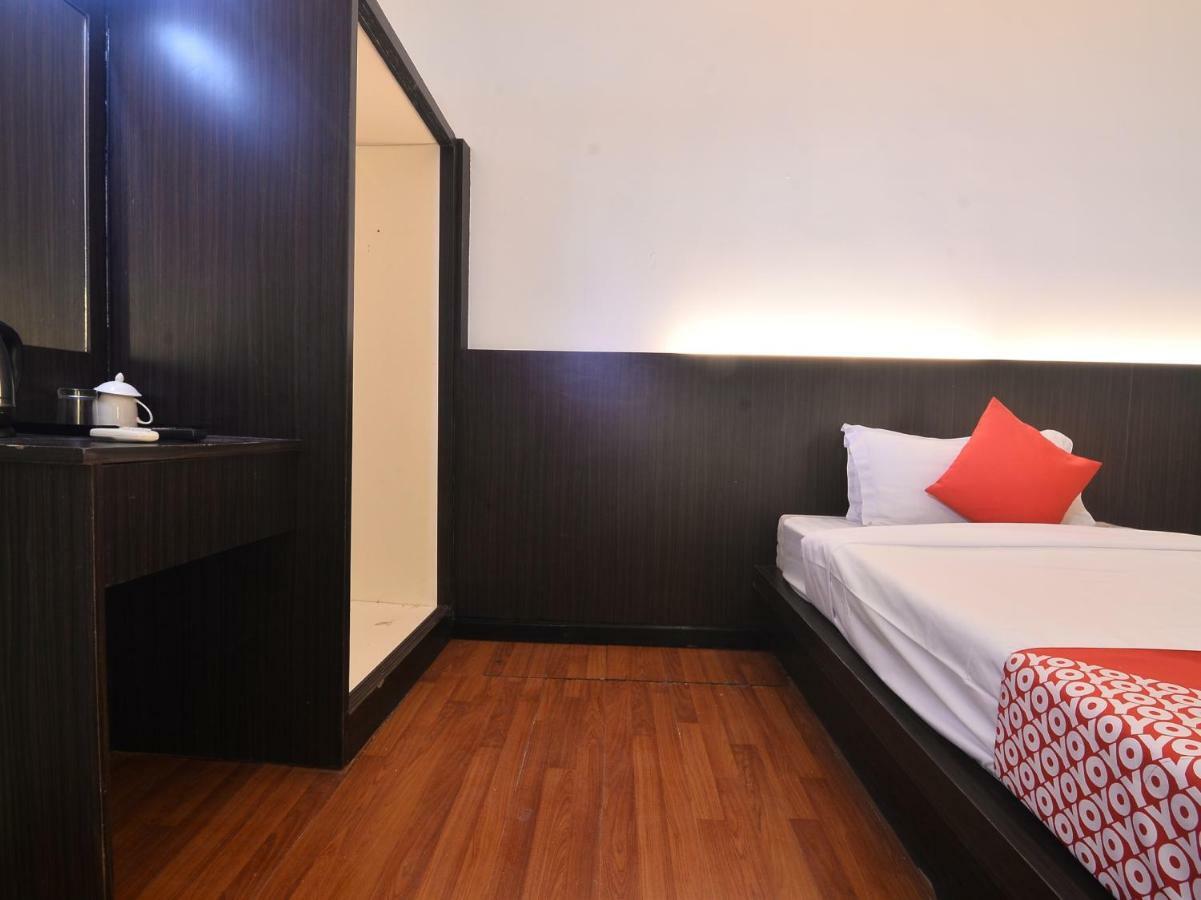 Oyo 43960 Laksamana Executive & Boutique Hotel Tawau Exterior photo