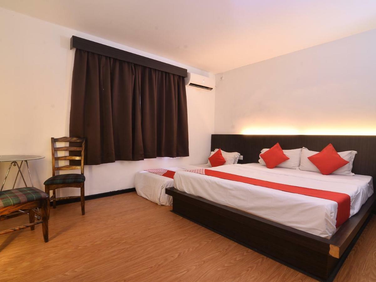 Oyo 43960 Laksamana Executive & Boutique Hotel Tawau Exterior photo